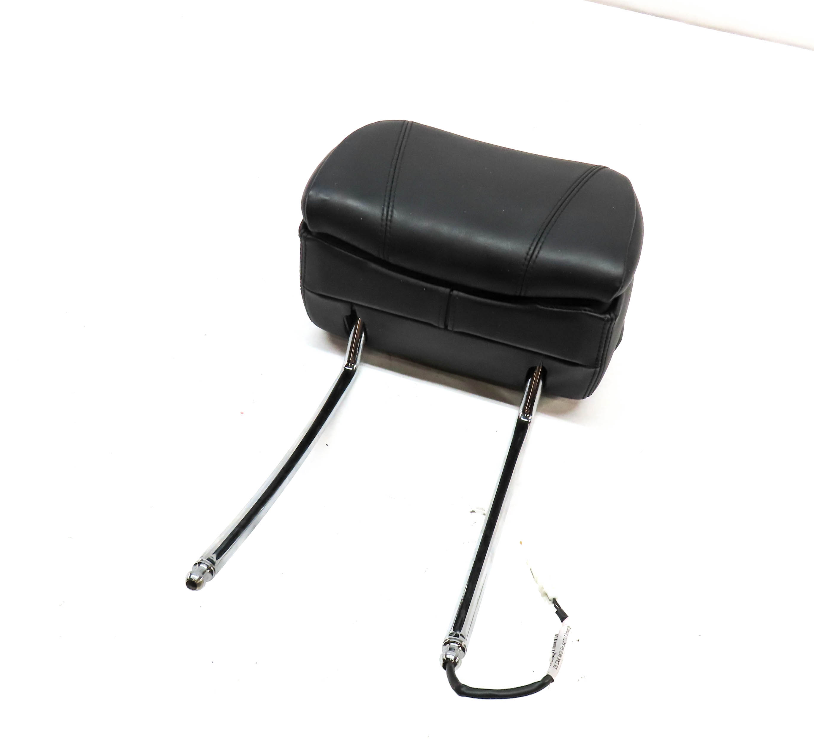12-19 BMW 640i 650i (F06 F12 F13) FRONT RIGHT PASSENGER SEAT HEADREST (Black) — exact item pictured